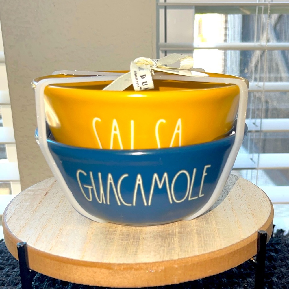 New Release‎ Rae Dunn Salsa & Guacamole set